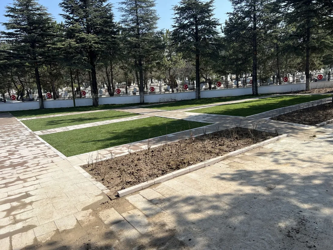 Karşıyaka Mezarlığı Polis Şehitliği