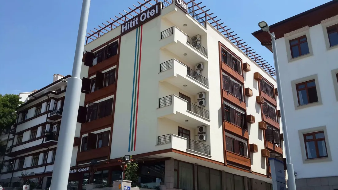 Hisarparkı Caddesi Cephe Uygulamaları