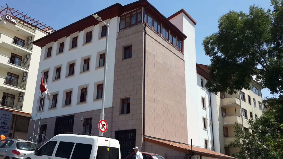Hisarparkı Caddesi Cephe Uygulamaları