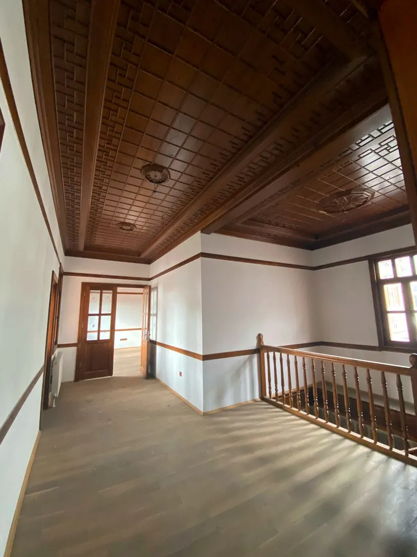 Ahşap tavan uygulaması