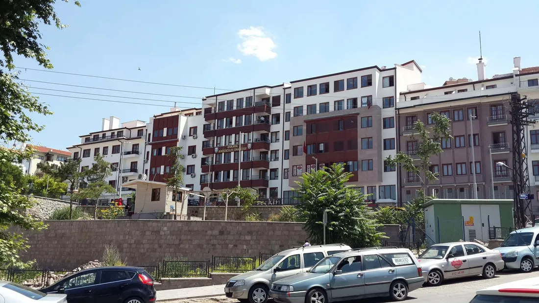 Hisarparkı Caddesi Cephe Uygulamaları